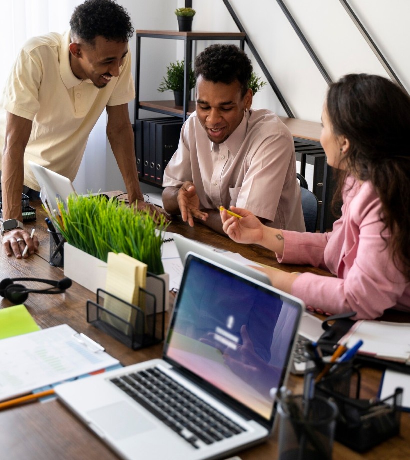 5thIR Community — tech professionals collaborating